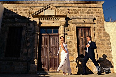 "Коралловая" свадебная церемония Людмилы и Алексея на Родосе