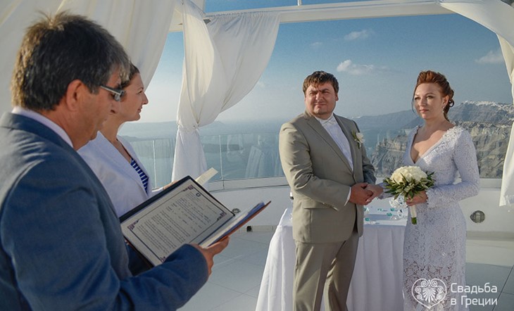 Romantic civil wedding ceremony for two on Santorini 