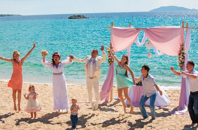 A luxury wedding at the seaside on Halkidiki