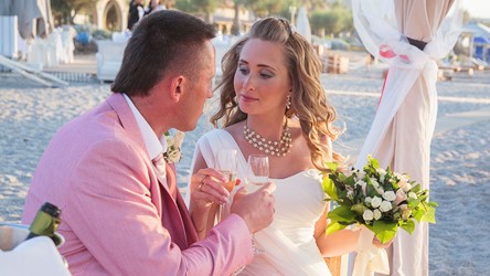 Civil wedding on the island of Crete