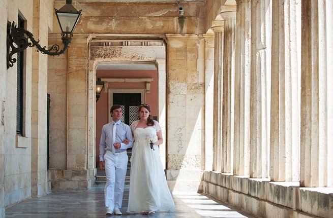 A civil wedding on Corfu