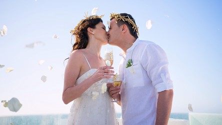 A civil wedding in the hotel on Crete