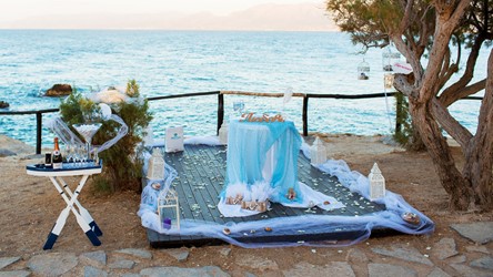 A wedding on a yacht on the island of Crete