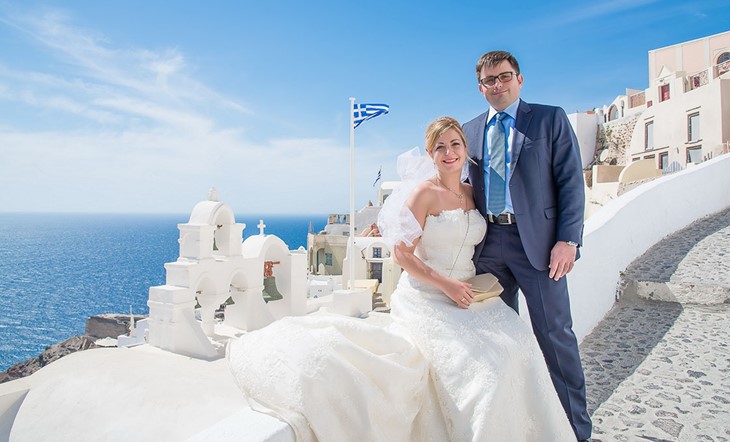 Wedding ceremony of Iordan and Elitsa on Santorini at Villa Irini